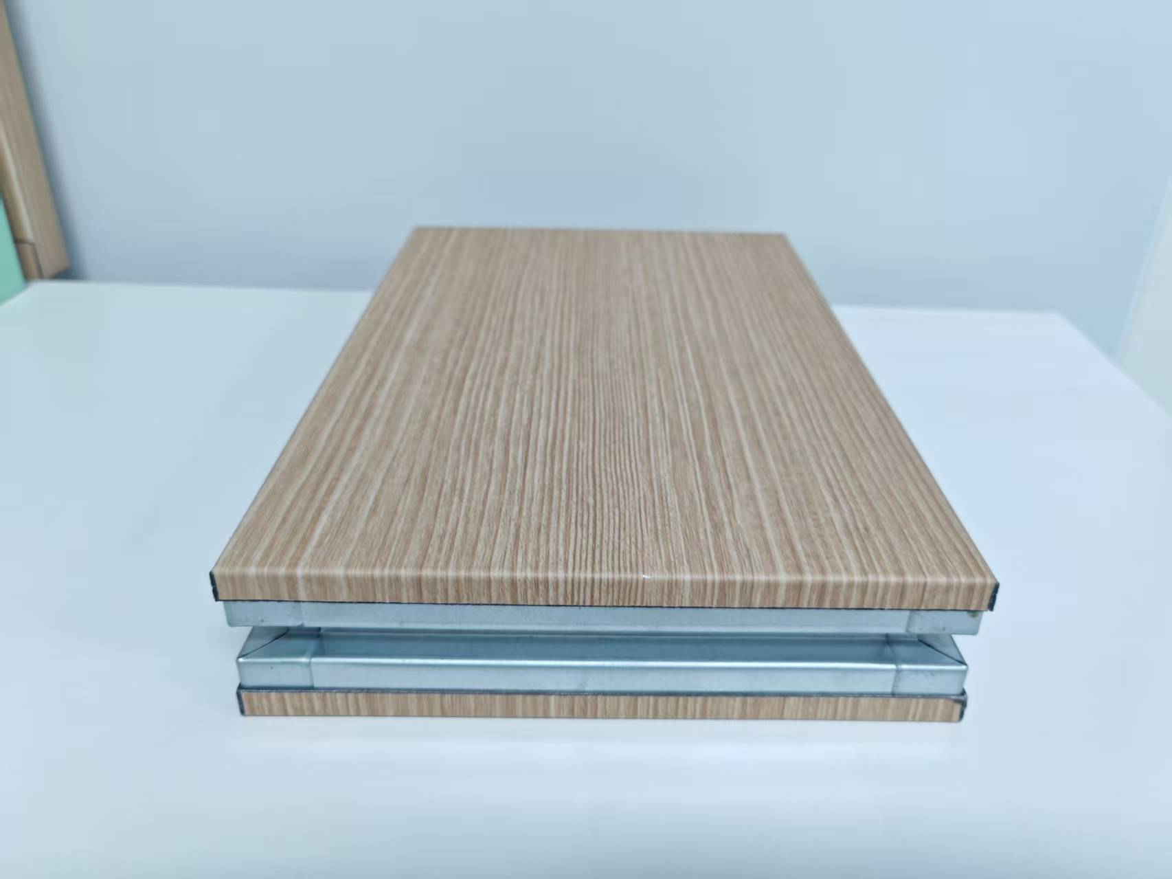 Металлическая Ламинированная Панель