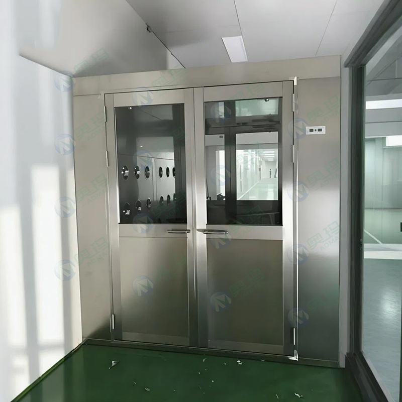 Грузовой воздушный шлюз