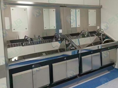 Раковина для мытья рук в операционной