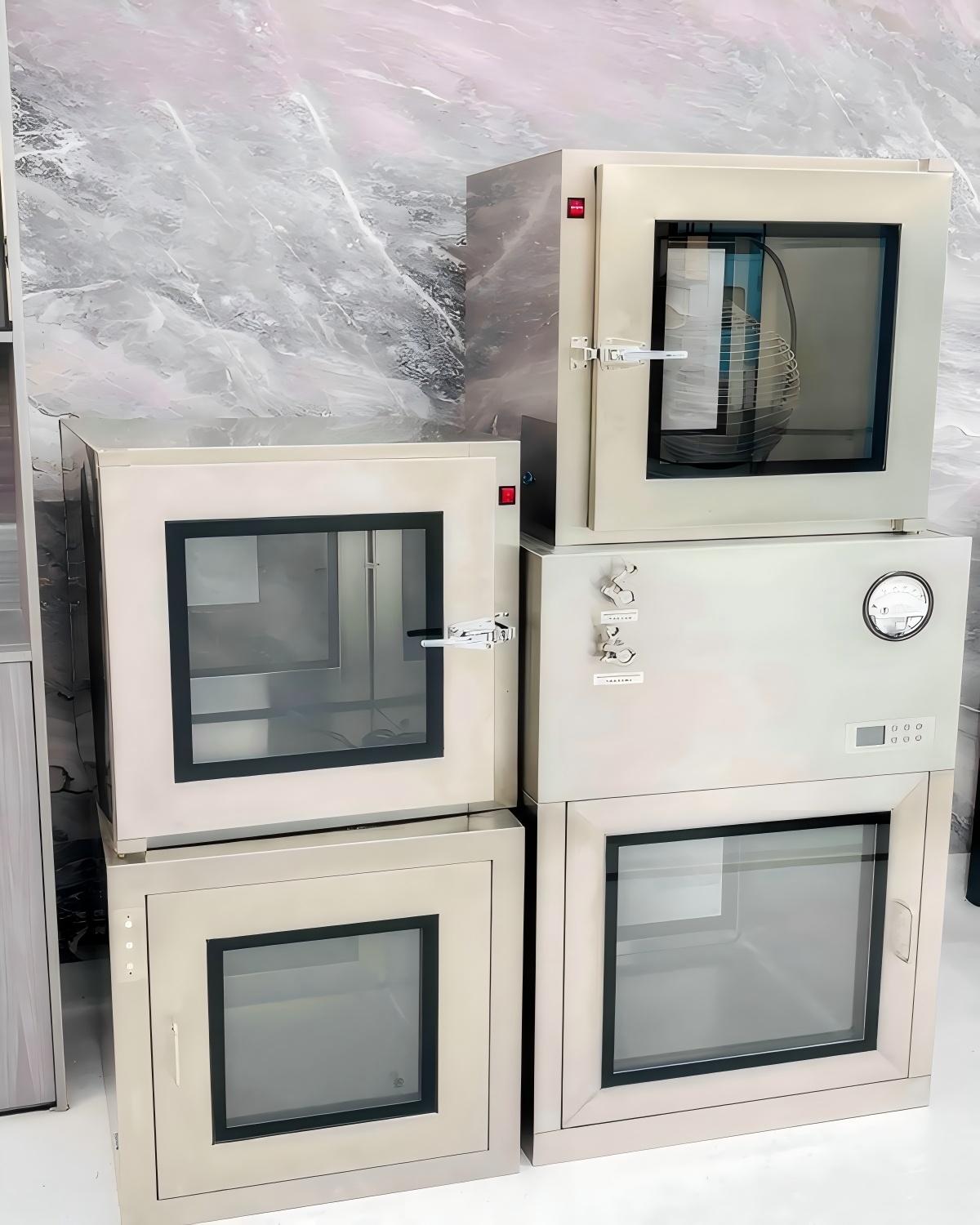 Передаточный шлюз в стене