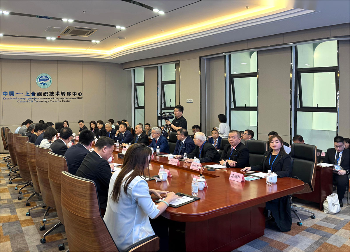 1749433511221537.jpg bd11b7e3cb355a2607fa67509cf02f9d.jpg